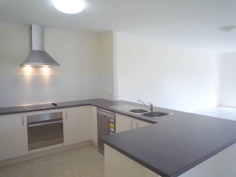 2/119 Cross Street, Deception Bay QLD 4508