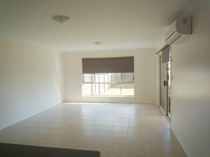 2/119 Cross Street, Deception Bay QLD 4508