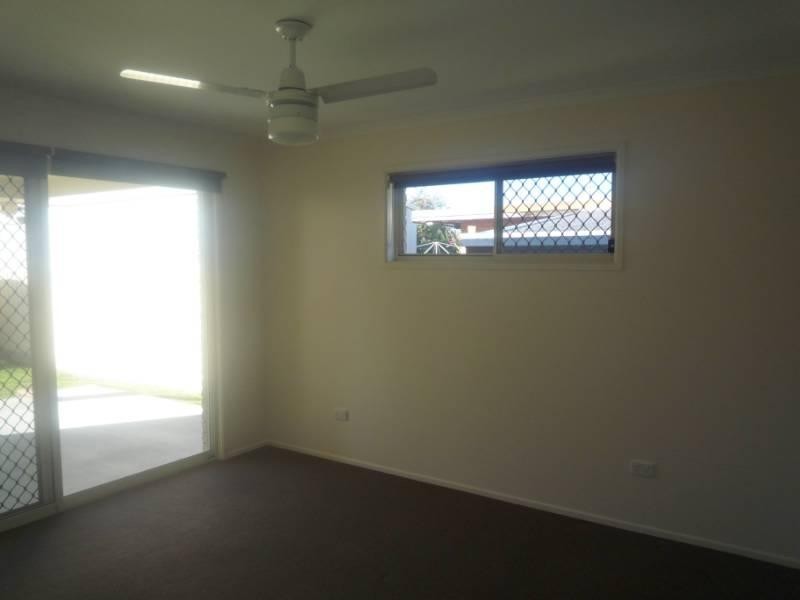 2/119 Cross Street, Deception Bay QLD 4508