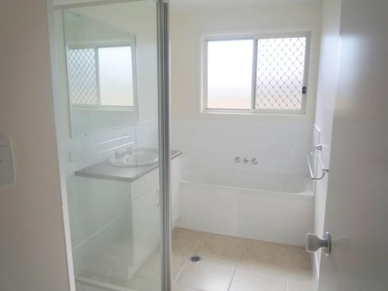 2/119 Cross Street, Deception Bay QLD 4508