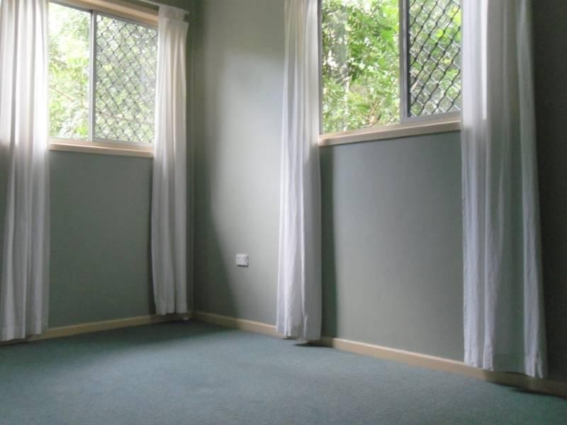 18 Windsor Place, Deception Bay QLD 4508