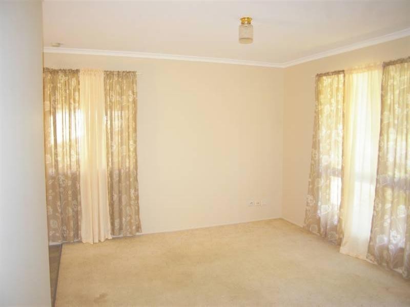 8 Flanagan Street, Deception Bay QLD 4508
