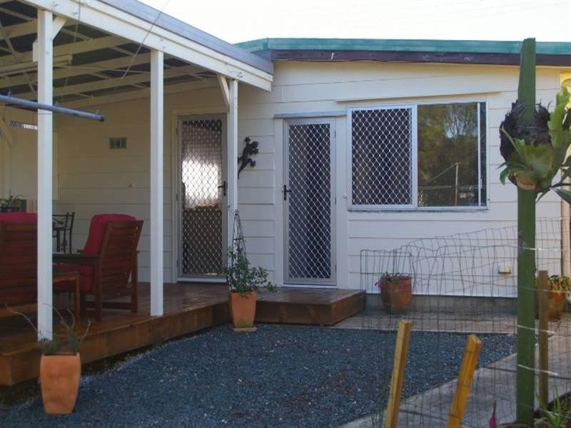 18 Porpoise Parade, Deception Bay QLD 4508