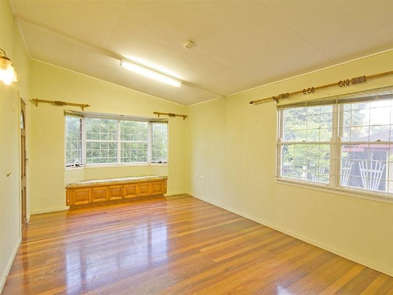 81 Captain Cook Parade, Deception Bay QLD 4508