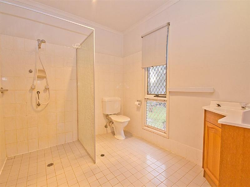 81 Captain Cook Parade, Deception Bay QLD 4508