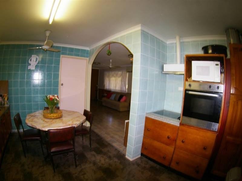 29 Endeavour Street, Deception Bay QLD 4508