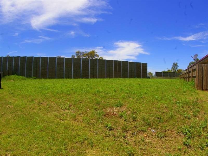 13-15 Miers Crescent, Murrumba Downs QLD 4503