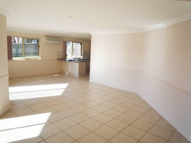 1 Nadine Place, Deception Bay QLD 4508