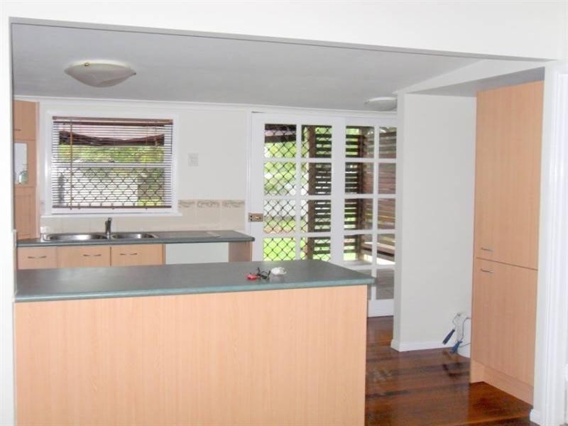 17 Short Street, Woody Point QLD 4019