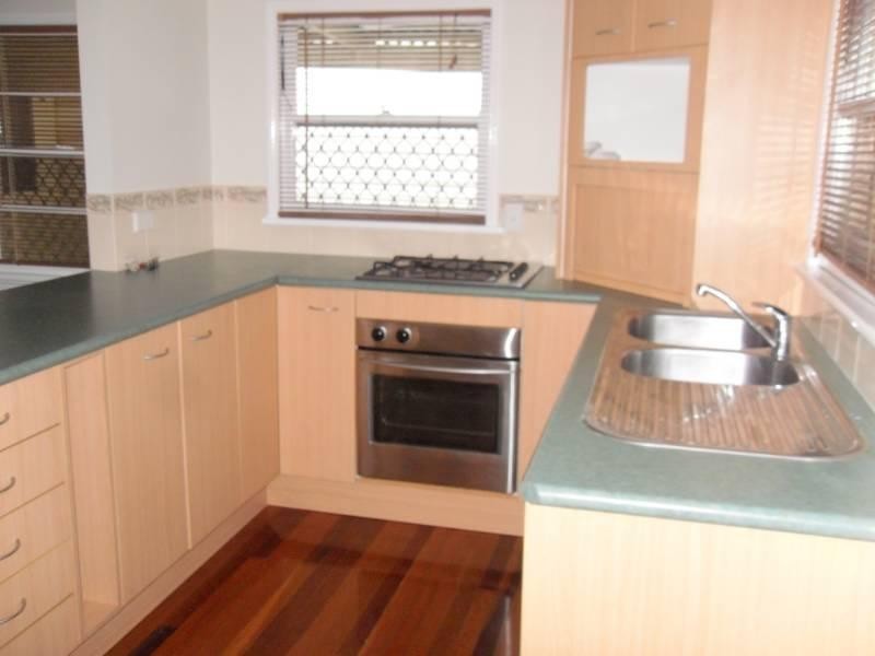 17 Short Street, Woody Point QLD 4019