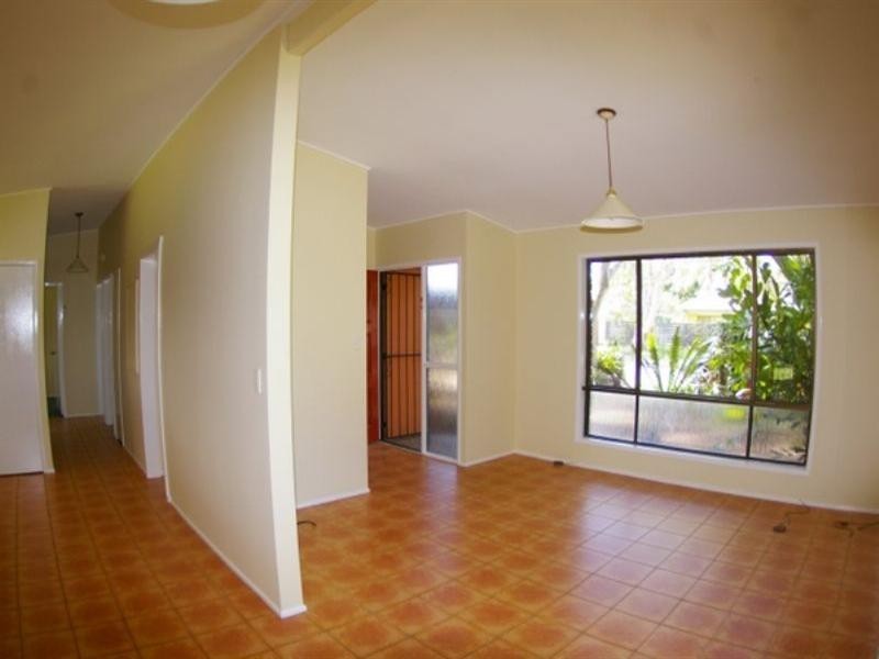 6 Simon Street, Deception Bay QLD 4508