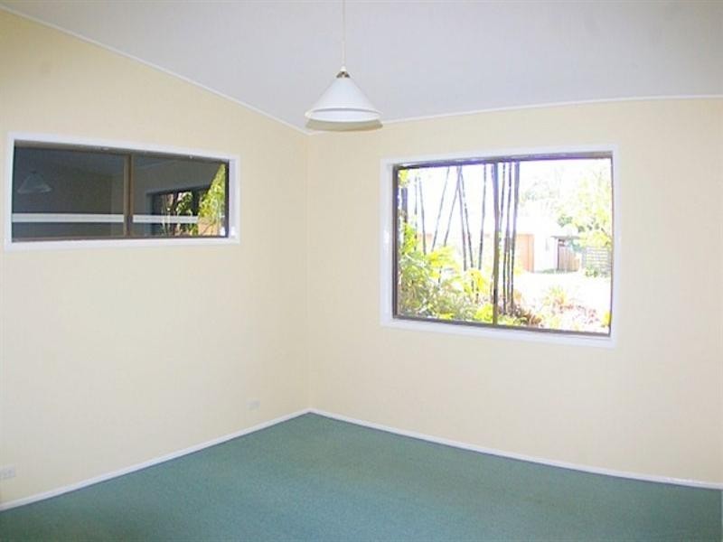 6 Simon Street, Deception Bay QLD 4508