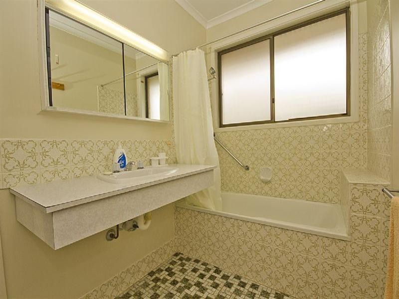 79 Captain Cook Parade, Deception Bay QLD 4508