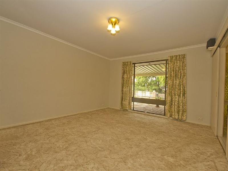 79 Captain Cook Parade, Deception Bay QLD 4508