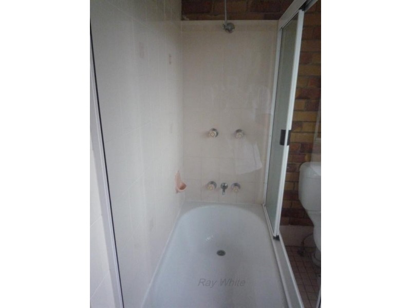 4/10 Seaview Parade, Deception Bay QLD 4508