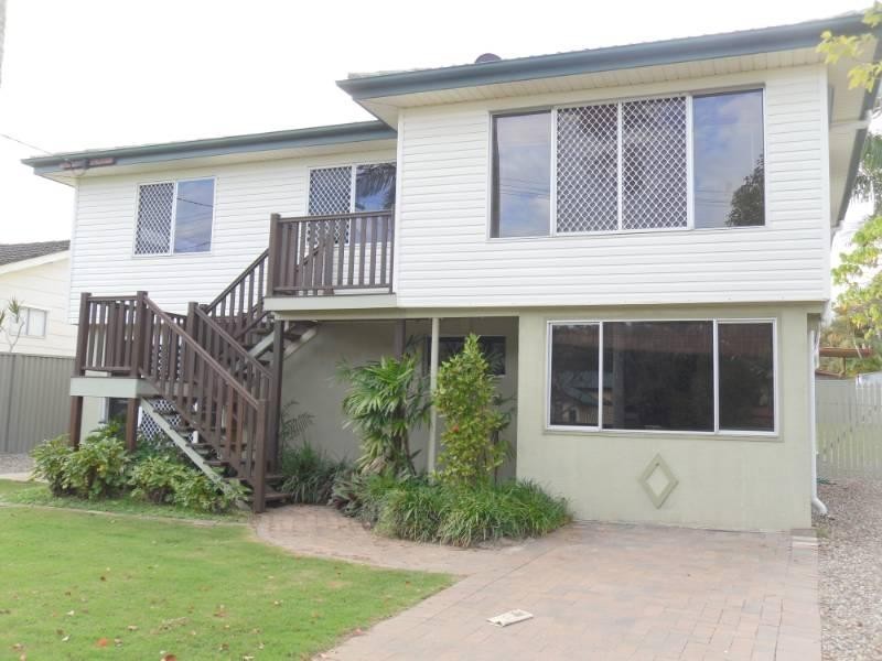 15 Lawnhill Avenue, Deception Bay QLD 4508