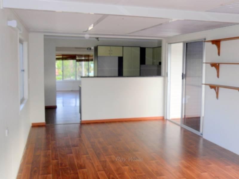 15 Lawnhill Avenue, Deception Bay QLD 4508