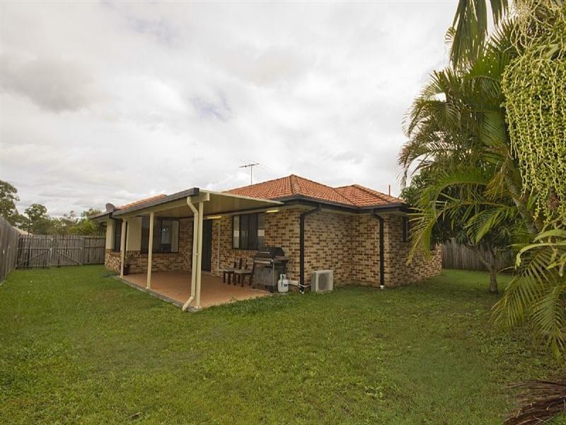 33 Finnegan Street, Rothwell QLD 4022
