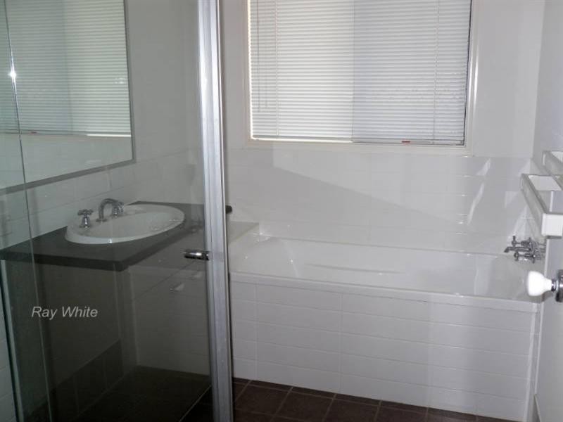 52 Mcgahey Street, Rothwell QLD 4022