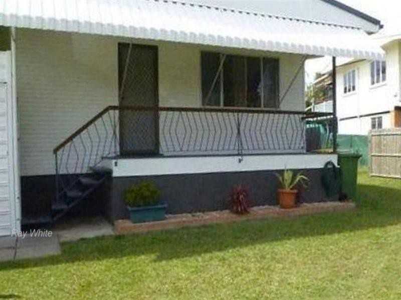 17 Janet Street, Margate QLD 4019