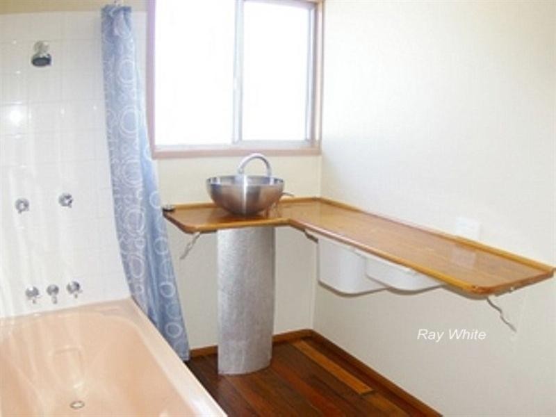 82 Osborne Terrace, Deception Bay QLD 4508