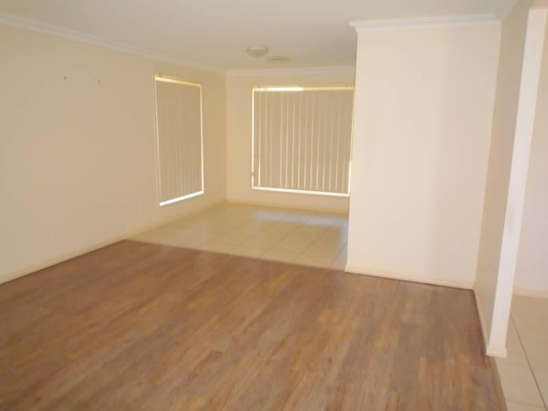 32 Yandina Place, Deception Bay QLD 4508