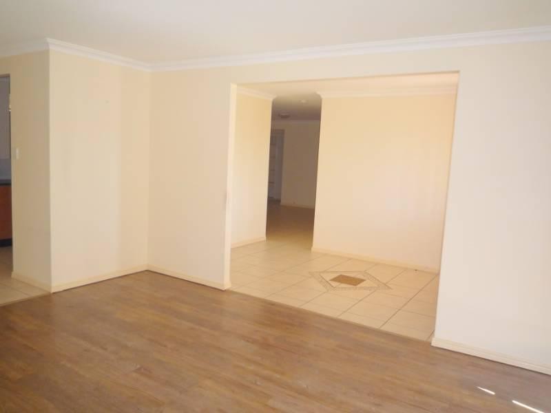 32 Yandina Place, Deception Bay QLD 4508