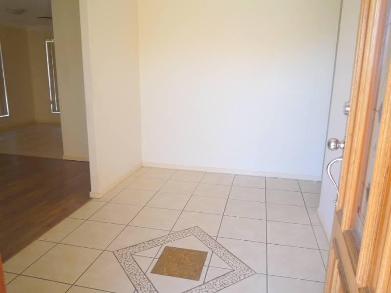 32 Yandina Place, Deception Bay QLD 4508