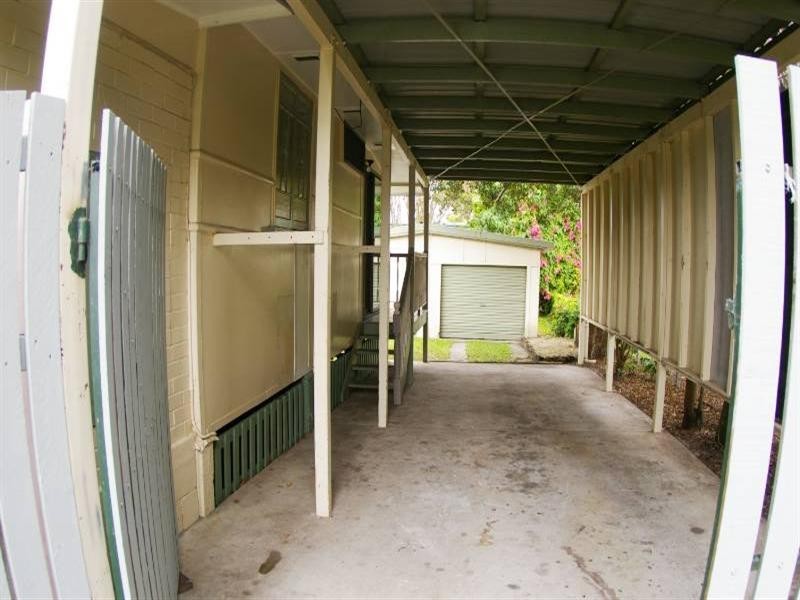 12 Lawnhill Avenue, Deception Bay QLD 4508