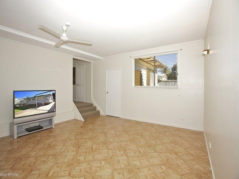 18 Herbert Street, Brighton QLD 4017