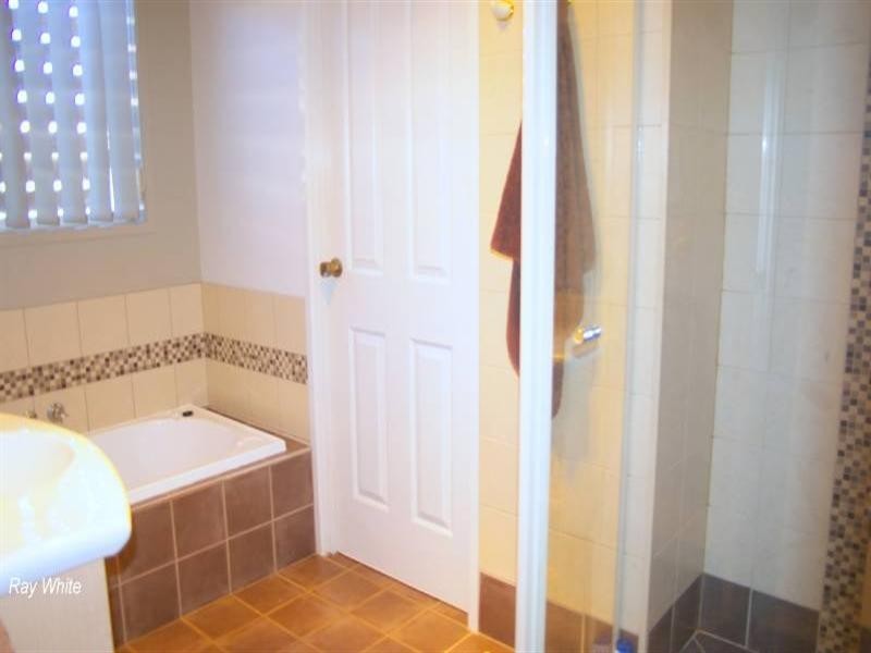 8 Barbara Court, Deception Bay QLD 4508