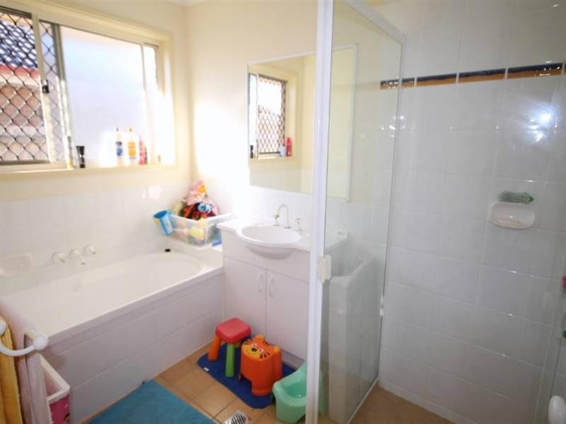 15 Sawrey Street, Rothwell QLD 4022