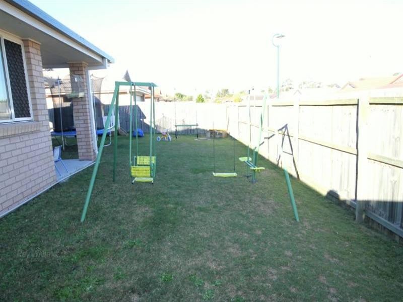 15 Sawrey Street, Rothwell QLD 4022