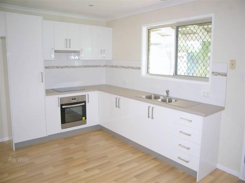 2 Warroo Drive, Deception Bay QLD 4508