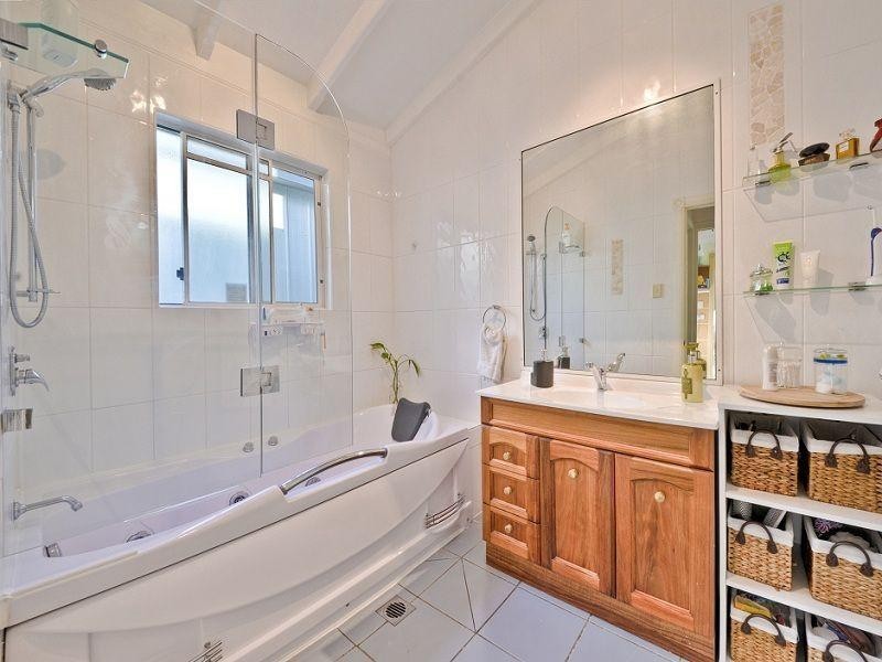 15 Cunningham Street, Deception Bay QLD 4508