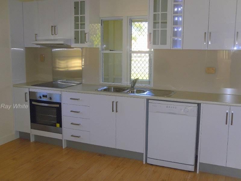 27 Greenup Street, Redcliffe QLD 4020