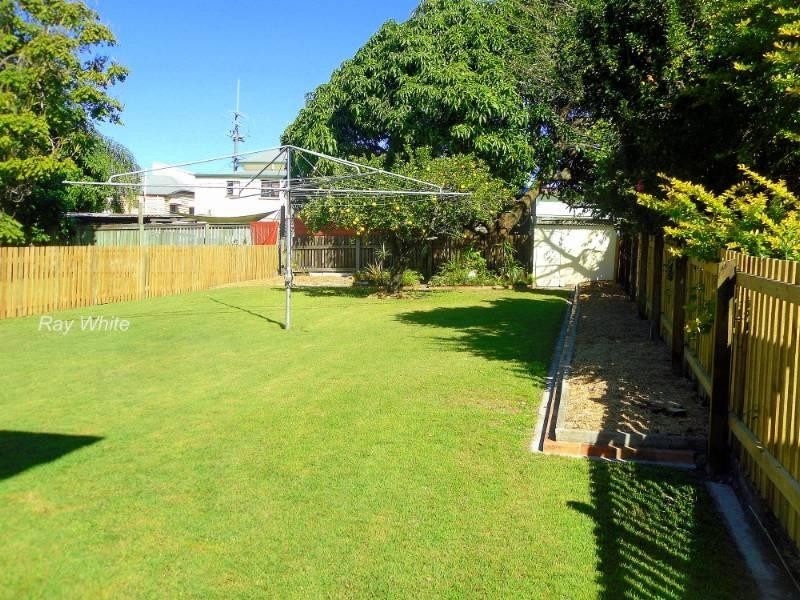 27 Greenup Street, Redcliffe QLD 4020