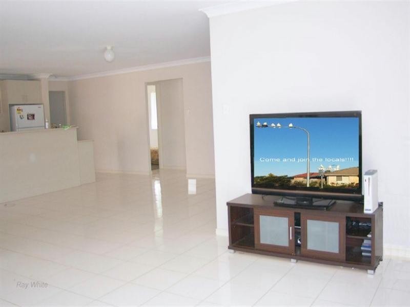 11 Cockatiel Court, Deception Bay QLD 4508