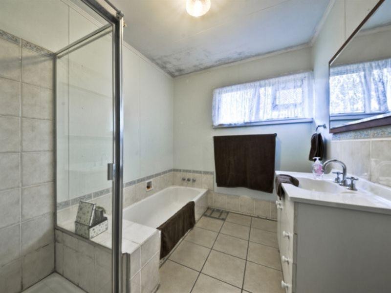 15 McKillop Street, Rothwell QLD 4022