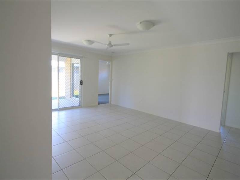 9 Robyn Close, Deception Bay QLD 4508