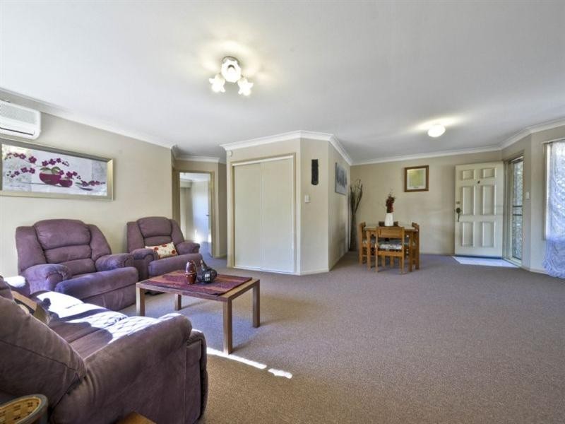 4/4 Wattle Road, Rothwell QLD 4022