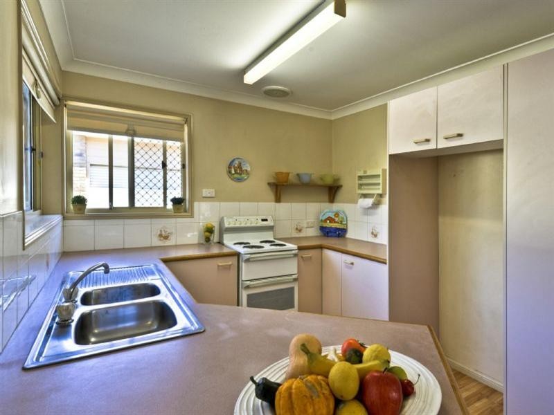 4/4 Wattle Road, Rothwell QLD 4022