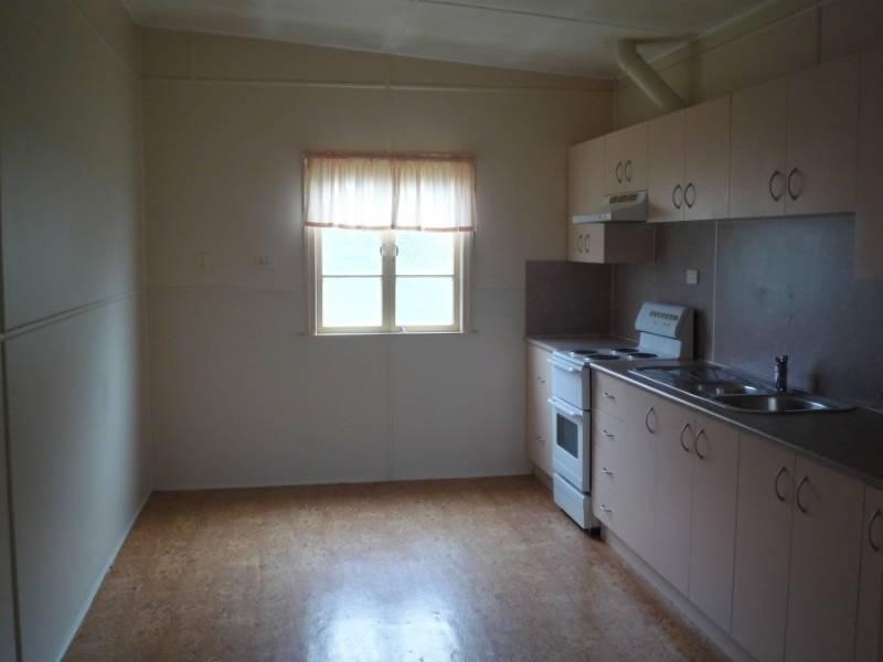 12 Upper Union Street, Deception Bay QLD 4508