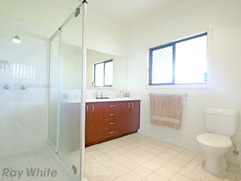 11 Anthony Court, Deception Bay QLD 4508