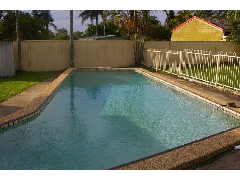 6 Cotswold Street, Morayfield QLD 4506