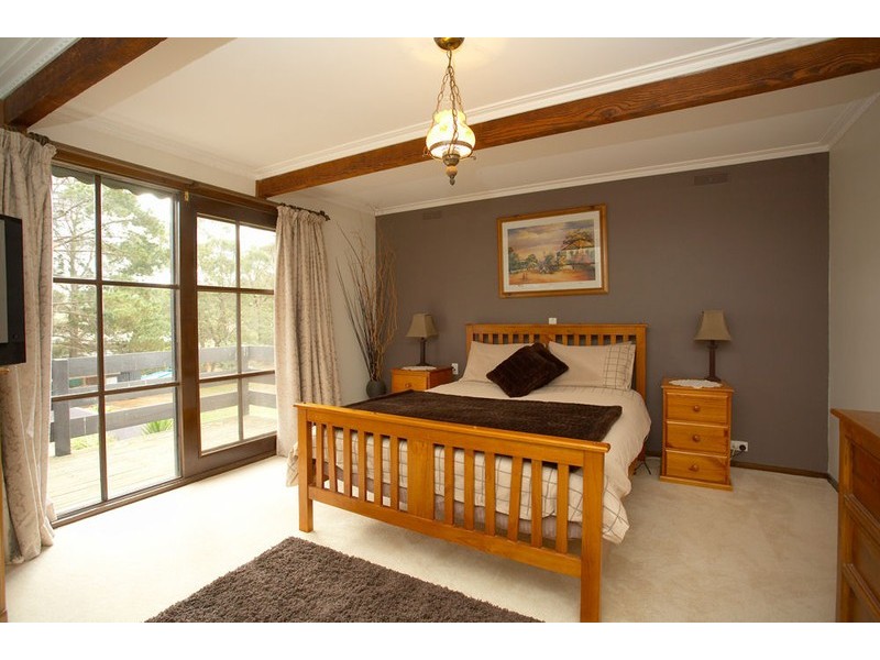 46 Burtons Road, Toolern Vale VIC 3337