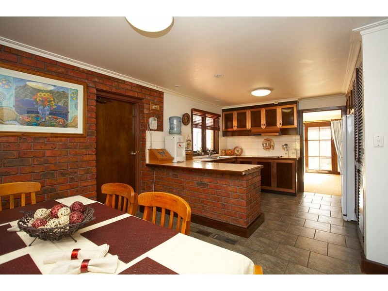 46 Burtons Road, Toolern Vale VIC 3337