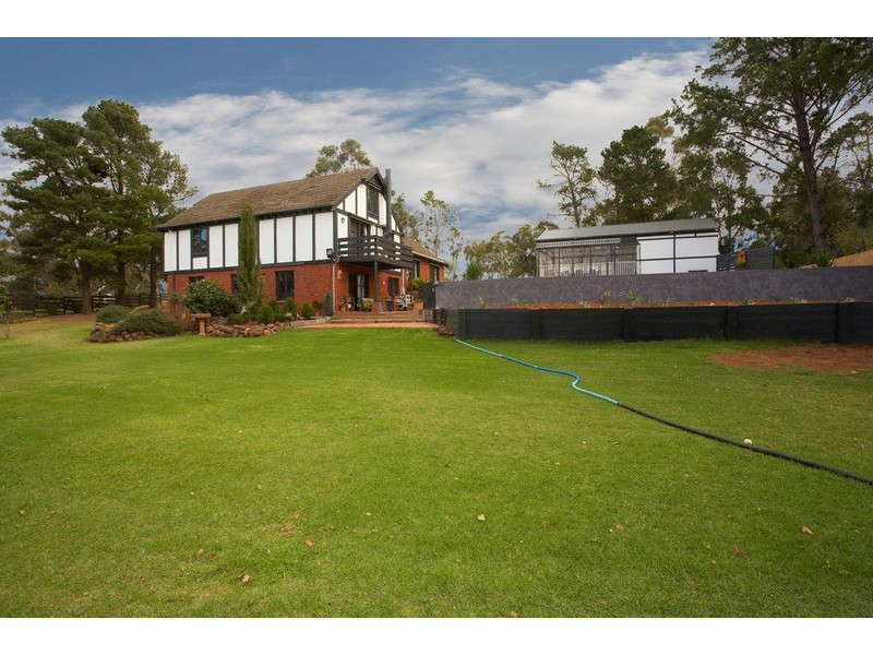 46 Burtons Road, Toolern Vale VIC 3337