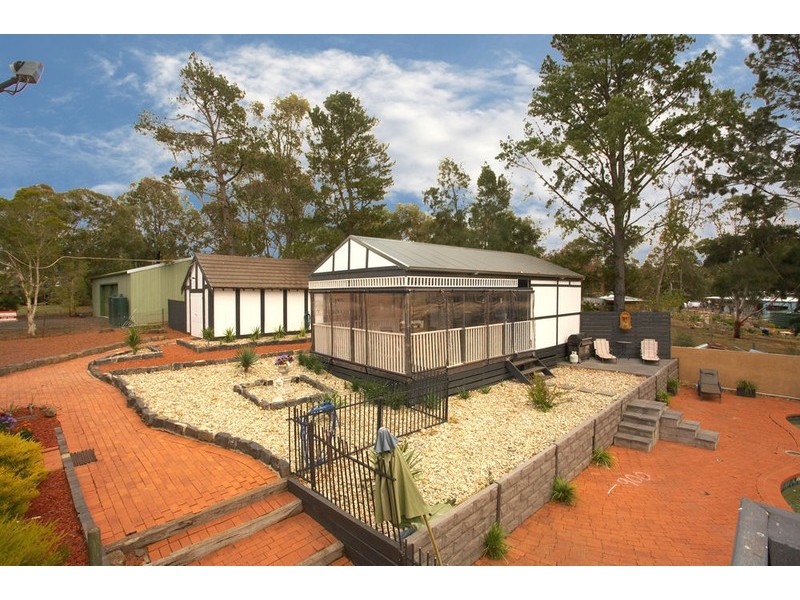 46 Burtons Road, Toolern Vale VIC 3337