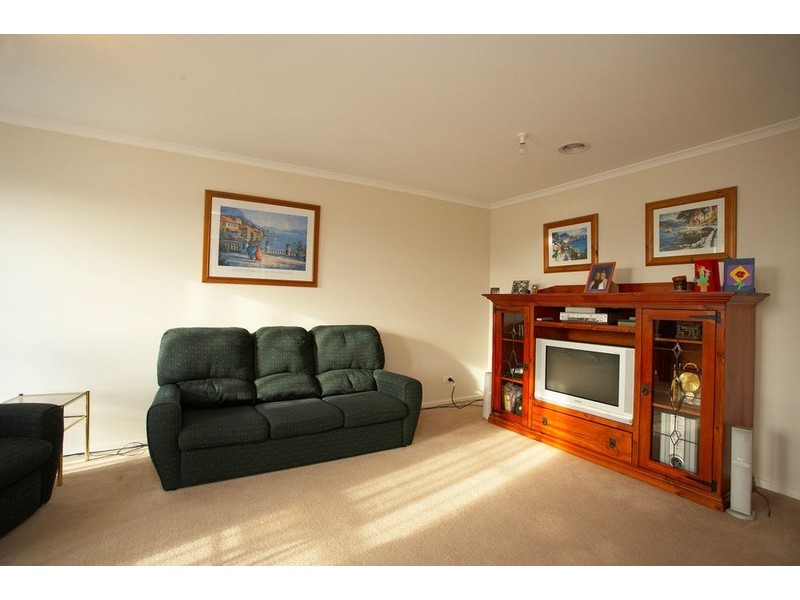 2 Brazil Court, Melton West VIC 3337